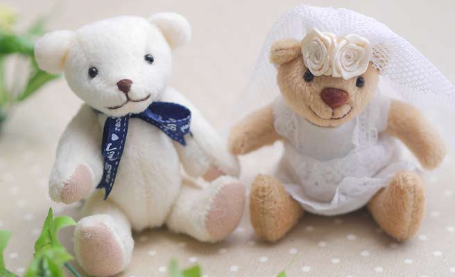 クマのペアぬいぐるみ